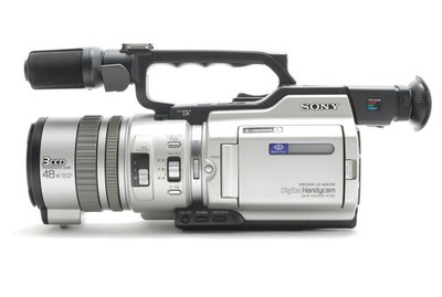 NEAR MINT in Box 】Sony DCR-VX2000 Camcorder Silver 3CCD