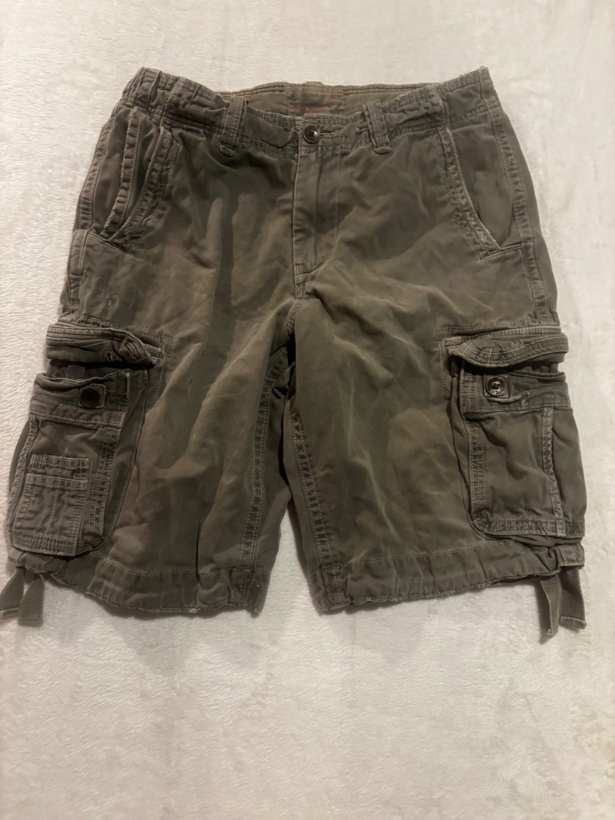 American Eagle Y2K Shorts Men’s 32 Vintage Thrashed Cargo Grunge Outdoor Hiking