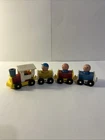 VTG Old Wooden Fisher Price Little People Train 1960's Wood Plastic