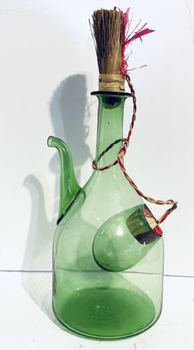 Green Glass Wine Decanter Jug VTG Italian Hand Blown Ice Chamber Terrarium 13” H - Picture 2 of 7