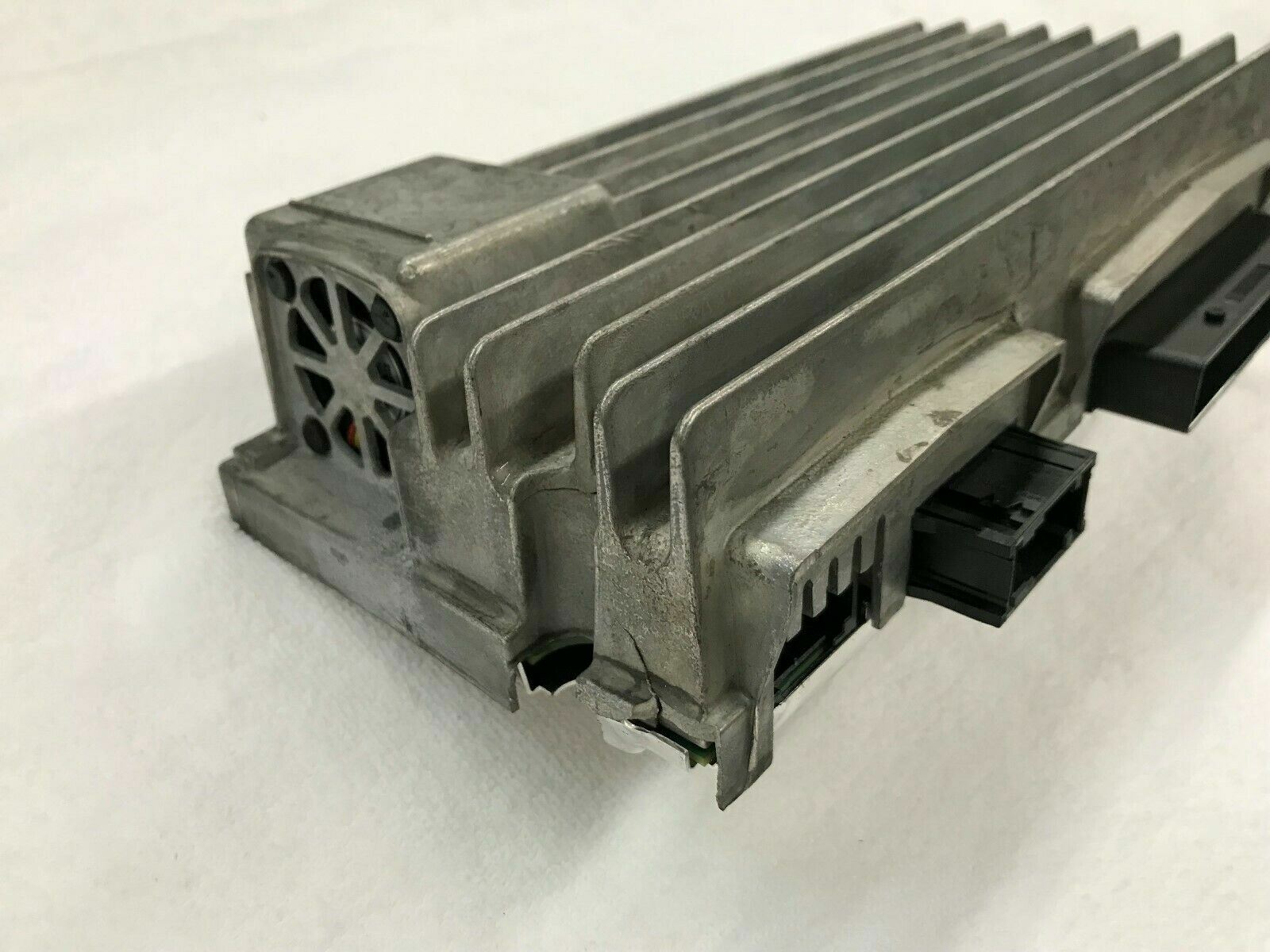 LAMBORGHINI HURACAN LP610 580 PERFORMANTE SPYDER AMPLIFIER OEM 4T7035466