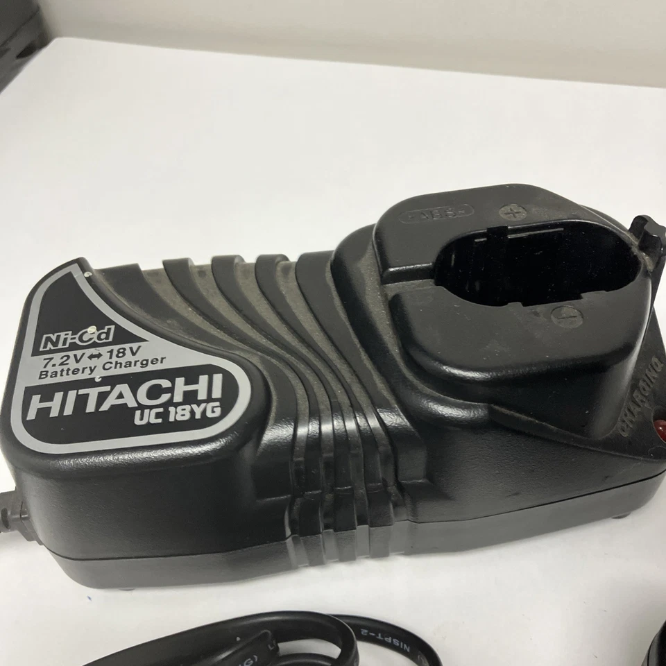 HITACHI WH12DAF2 Green Cordless Impact Driver Light/Charger/Battery Works - Image 4 of 4