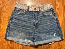American Eagle Mom Short High Rise Denim Women's Size 0 Floral Waste Band