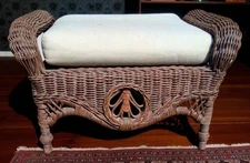  Antique VICTORIAN WOVEN WICKER VANITY BENCH FOOR STOOL Rolled ARMS Scroll INSET