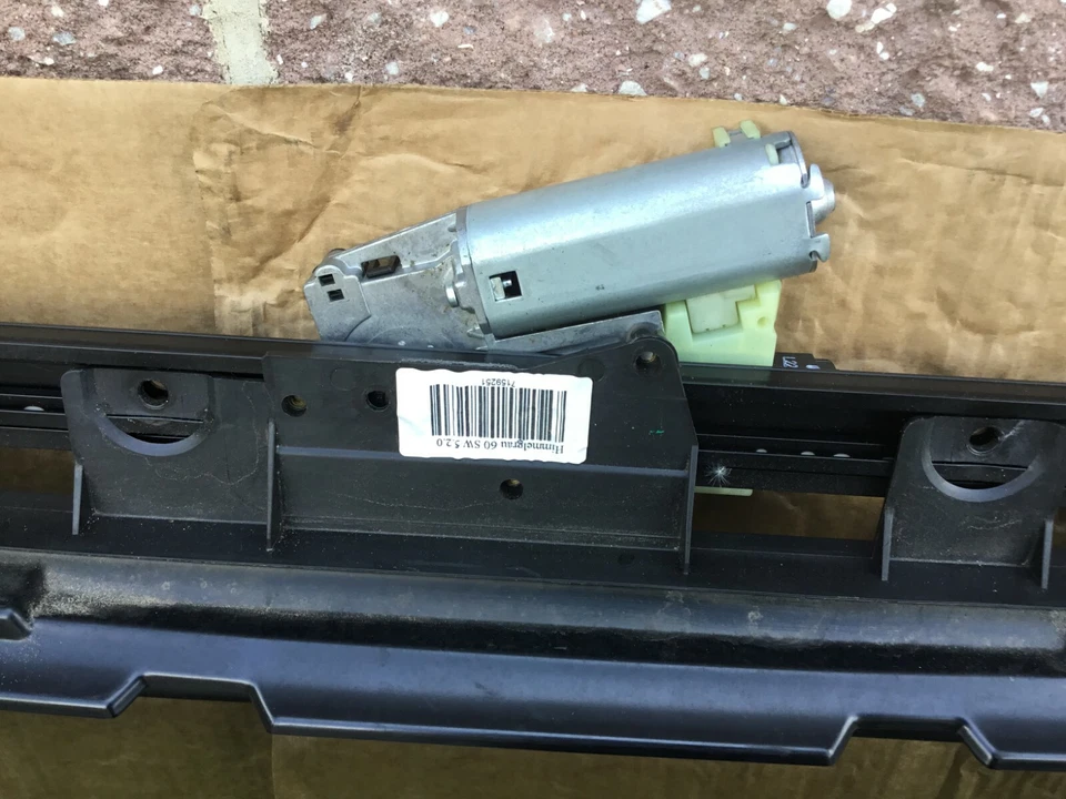 04-07 BMW E60 530xi 530i sedán techo corredizo con motor OEM E P Foto 3 de 4