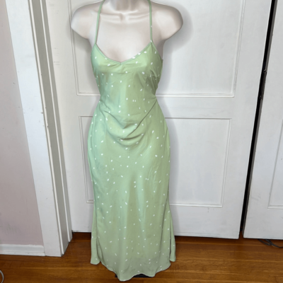 On Cloud Nine Midi Dress Green, US 4 / Green