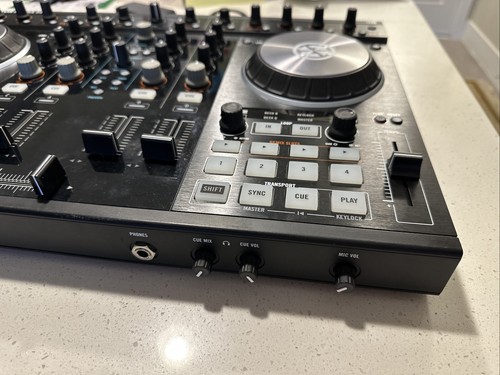 Native Instruments TRAKTOR KONTROL S4 MK2 DJ CONTROLLER w/Decksaver & Power Cbl. - Picture 2 of 6