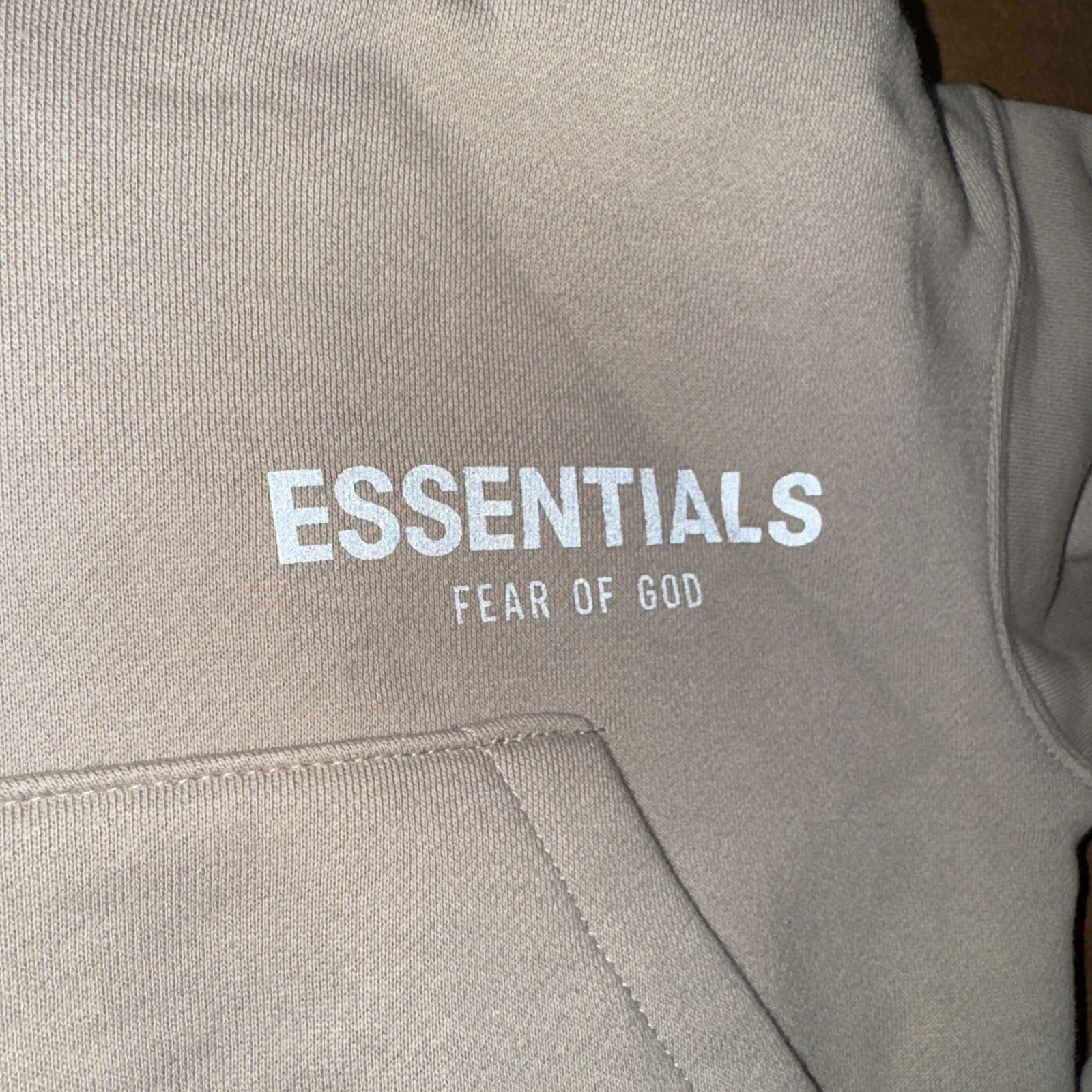 Felpa con cappuccio bambino Fear of God Essentials "Tan" taglia XXS (2 3) 192SU212133K FW21 nuova