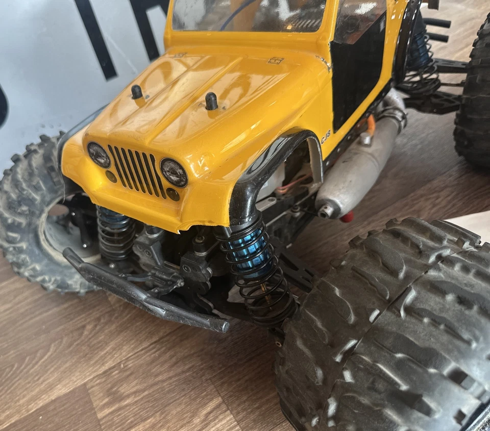 Losi Lst Super Truck 1/8th Scale Nitro Monster Truck —Ran When Parked!— - Image 4 of 4