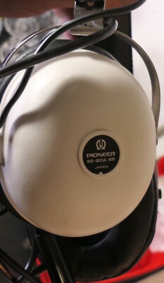 VINTAGE MUSIC HEADPHONES PIONEER SE-20A CORDED | eBay