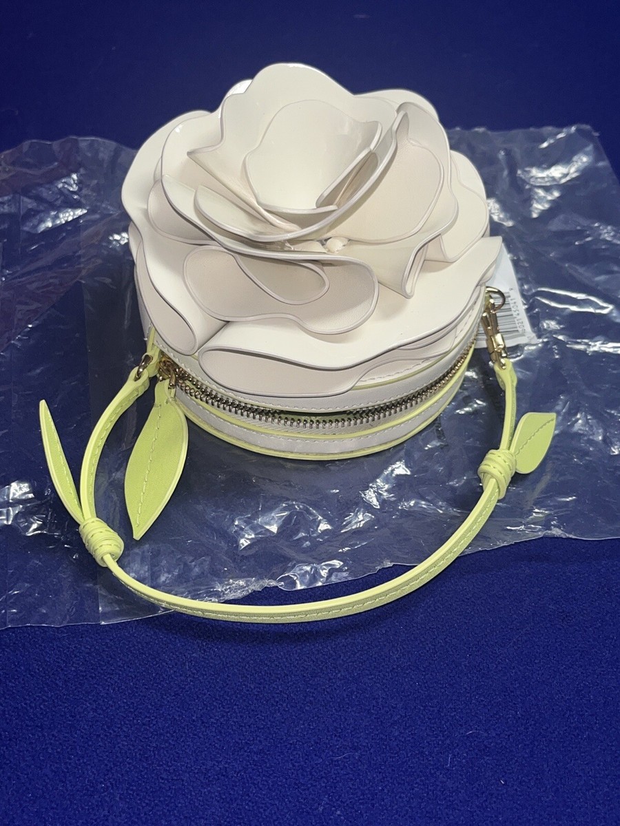 Kate Spade Flora Patent Leather 3d Wristlet Cream Flower Bag New