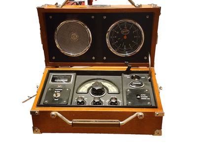 Spirit of St. Louis S.O.S.L. Collection Radio Alarm Clock AM/FM/LW