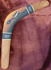 Australian wood returning boomerang with cultural art
