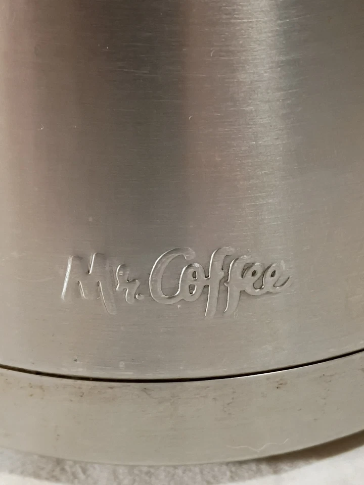 Cafetera Mr. Cafetera. Olla de 6 tazas. Cafetera de acero inoxidable. Foto 2 de 4