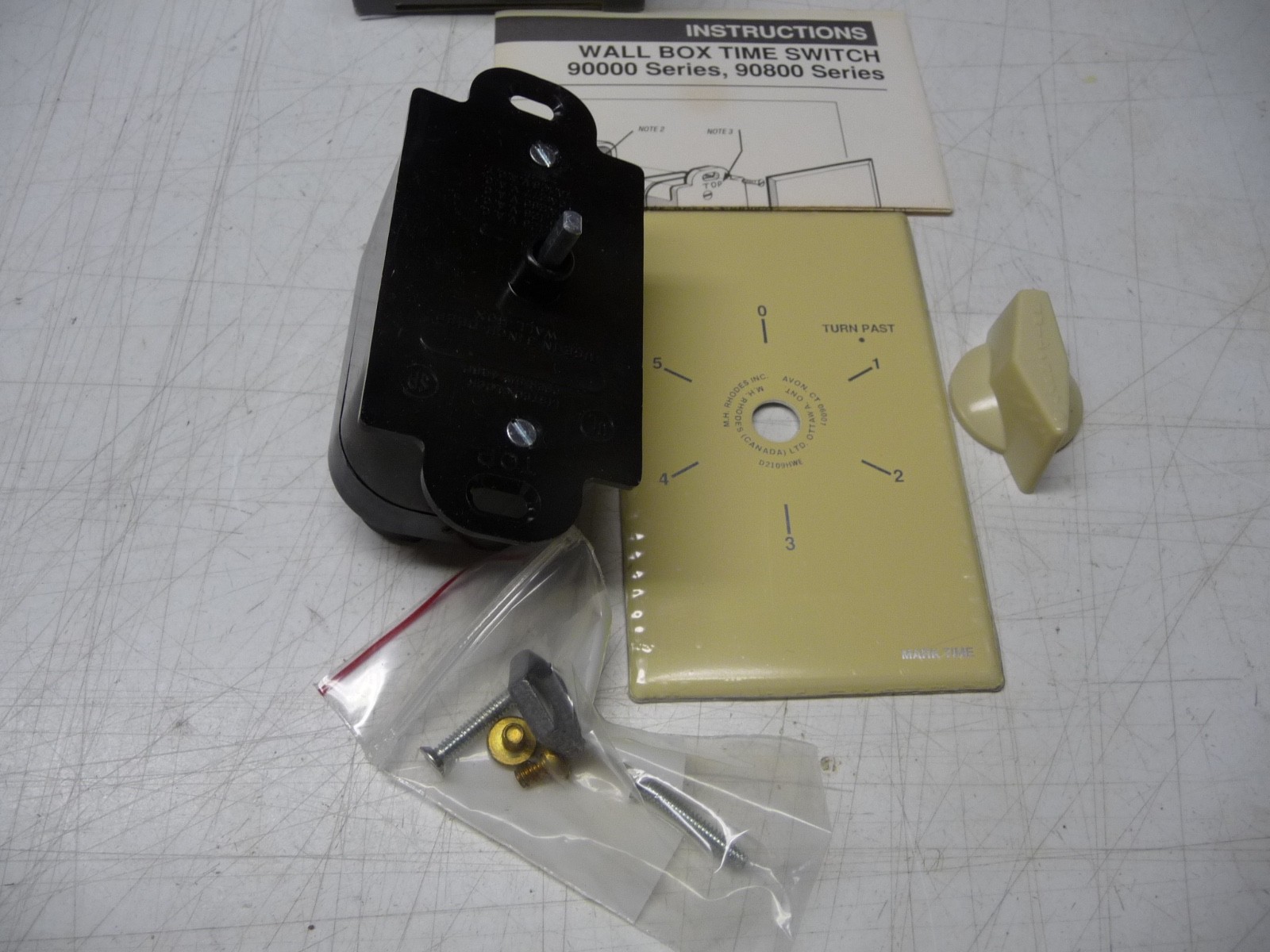 Marktime #90007, Wall Box Time Switch, 6 Hours, 20A @125VAC, New in Box