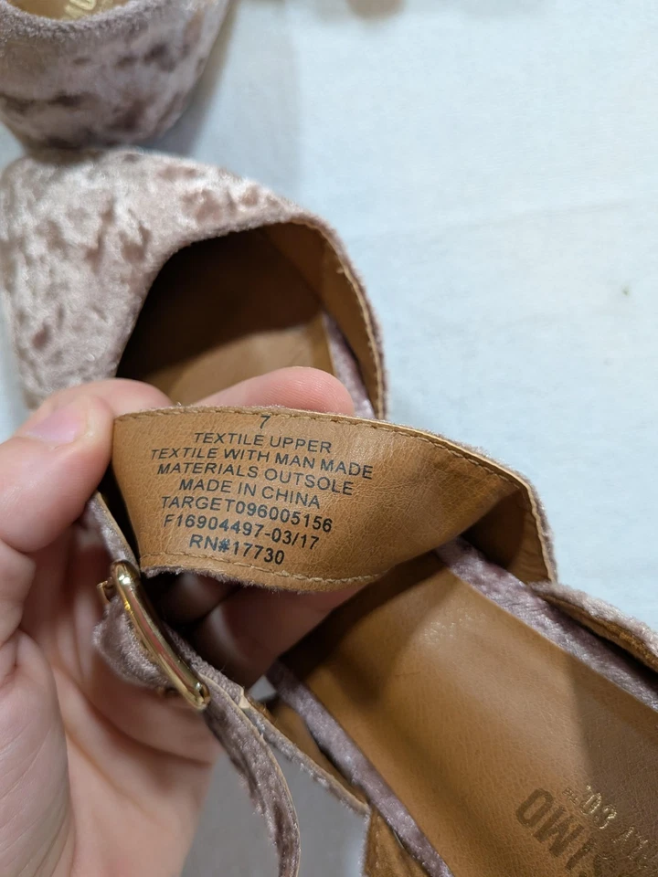 mossimo velvet strap flats size 7 pointed toe dusty pink - Imagem 4 de 4