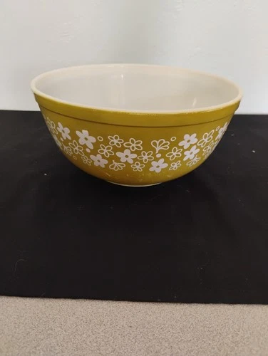 Vintage Pyrex Spring Blossom Crazy Daisy 2.5qt Bowl #403