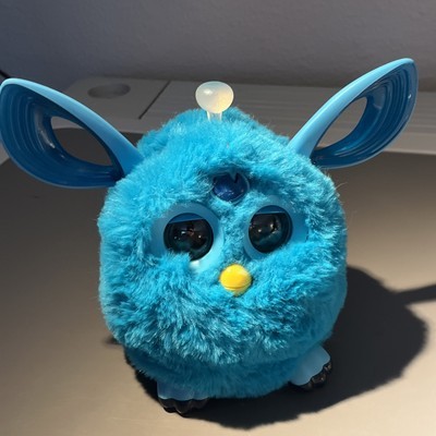 Hasbro B6084 Furby Connect Toy Figure - Blue for sale online Hasbro B6084 Furby Connect Toy Figure - Blue for sale online