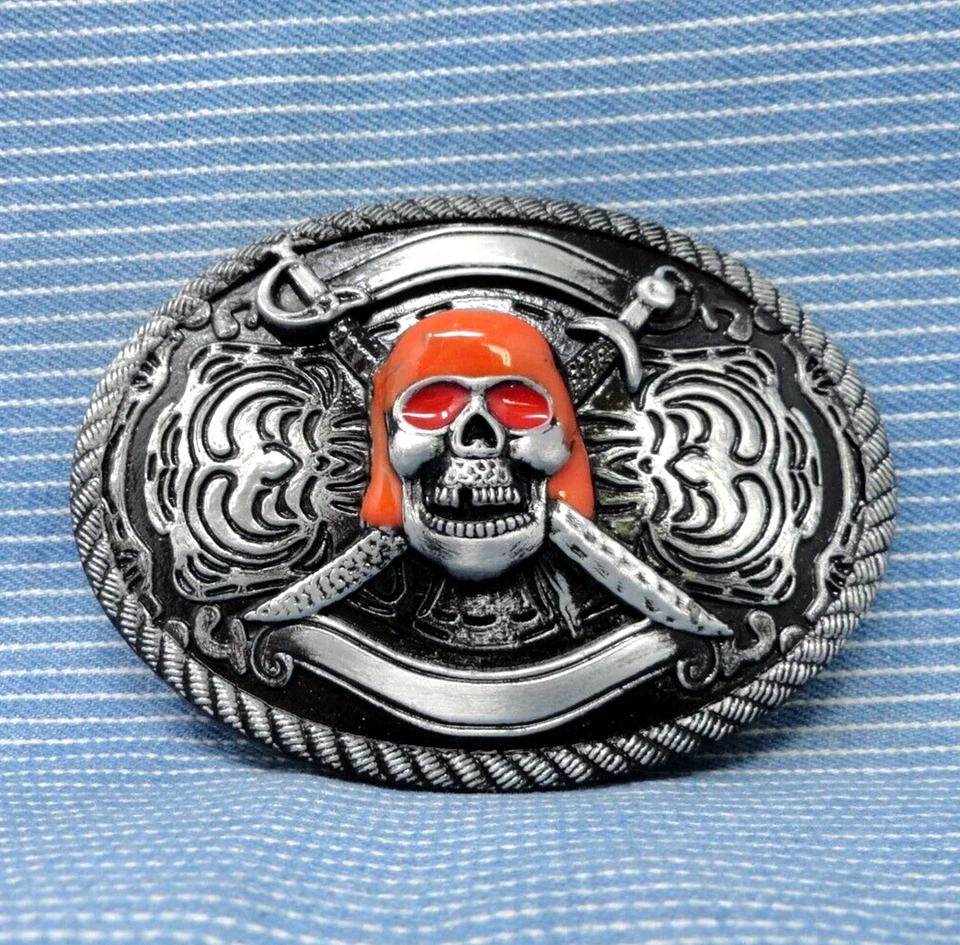 Calavera Espadas Cruzadas Cinturón Hebilla Motociclista Pirata Juegos con disfraces Halloween .GTA468 Foto 2 de 4