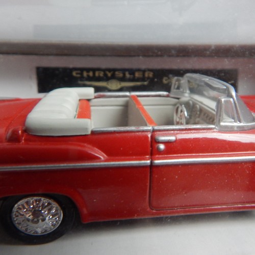 New Ray City Cruiser Collection 1955 Chrysler C 300 Red 1:43 - Picture 3 of 9