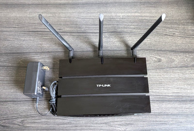 TP-Link Archer A7 AC1750  Ver. 2 Dual-Band Gigabit WiFi Router, Excellent!