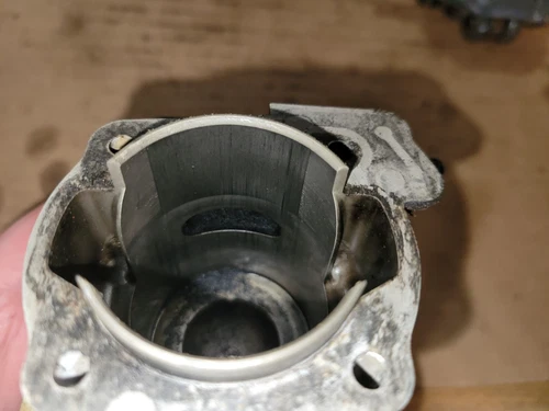 Jonsered OEM 520SP Chainsaw Cylinder Piston Crankshaft Used Chainsaw Part - Picture 7 of 10