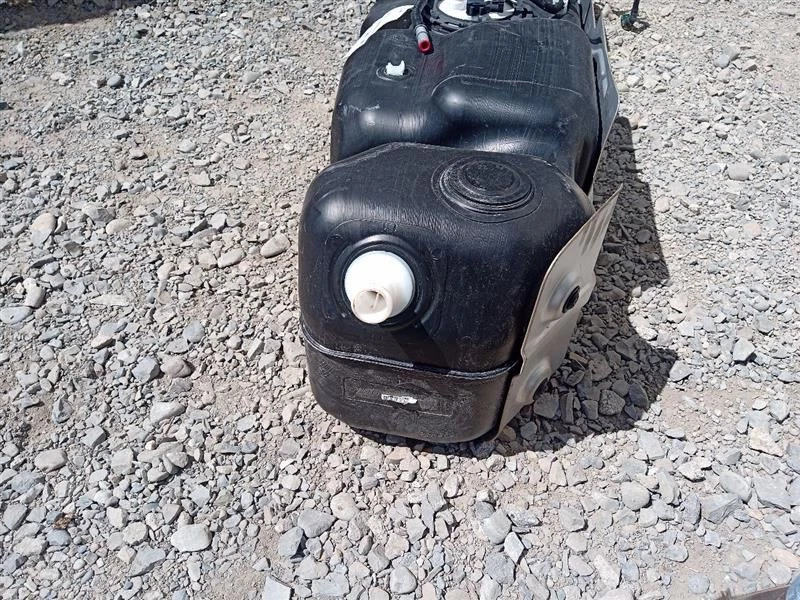 26 Gallon Capacity Gas Fuel Tank from 2019 Chevrolet Tahoe 10616393 - Image 4 of 4