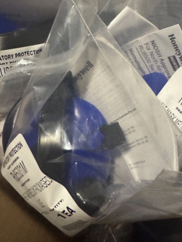 12 NEU MEDIUM HONEYWELL NORTH RU85001M Halbmaske Atemschutzmaske, Silikon, blau VERSIEGELT - Bild 3 von 4