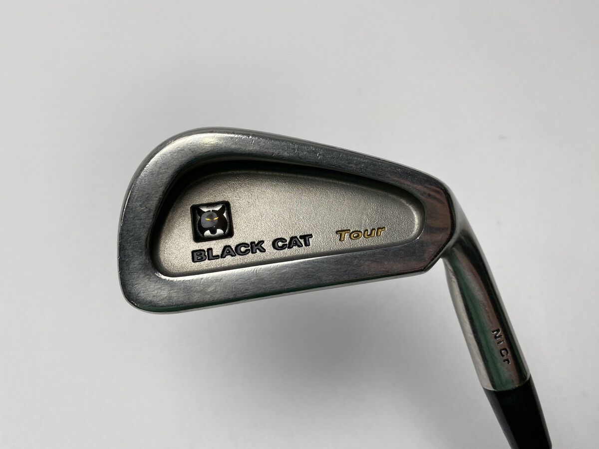 Lynx Silver Cat E2 8 Iron Regular Graphite Shaft Lynx Grip Lynx Silver Cat E2 8 Iron Regular Graphite Shaft Lynx Grip