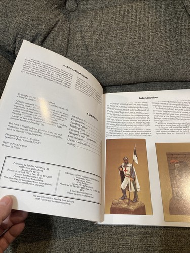 Painting Ancient and Medieval Warriors with Mike Davidson 1999 Schiffer Books - Imagen 4 de 7