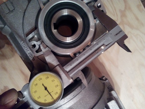 Cambio Lenze HYDROMEC P050FB08C0QB3 i=60 25mm motore CEG MT71A6 STD 0,18 KW - Foto 8 di 9