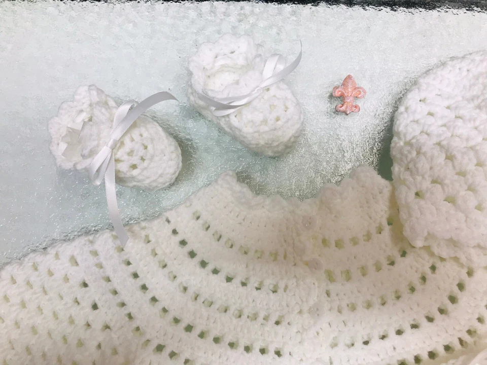 Botines Bebé Chaqueta Gorro Bragas Crochet Hecho a Mano Recién Nacido 3 Meses Blanco Crema Foto 2 de 4
