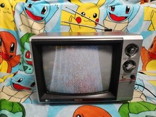 1987 Daytron By Daewoo - 13" VHF & UHF Television w/ Woodgrain | Powers On