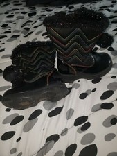 Totes Girl  s MADDIE Black Waterproof Rainbow Faux Fur Insulated Winter Boots 6M