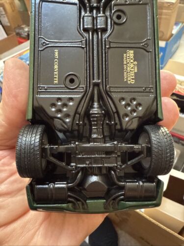 1/24 BROOKFIELD Collectors Guild 1997 Diecast Corvette Fairway Green Rare Color - Picture 5 of 11