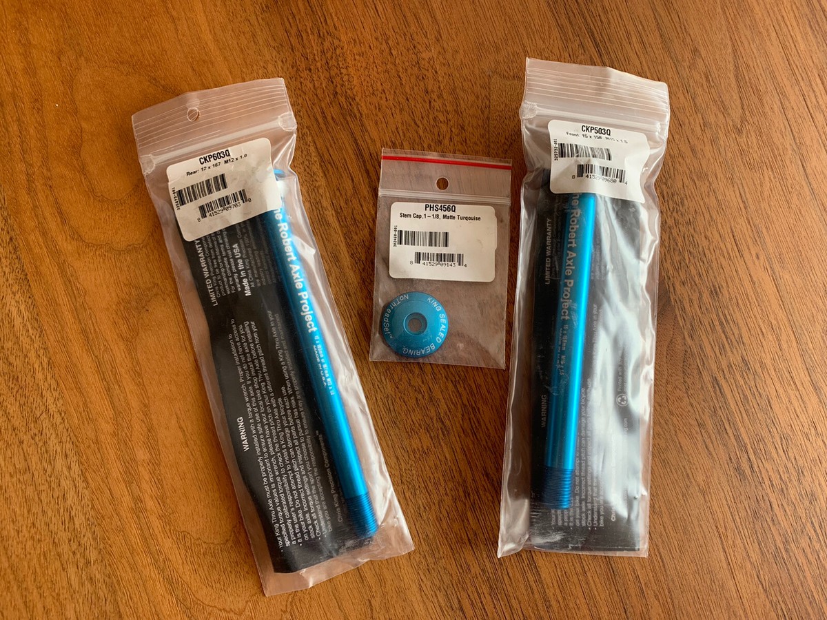 CHRIS KING THRU BOLT/AXLE Front Rear Stem-cap CKP503