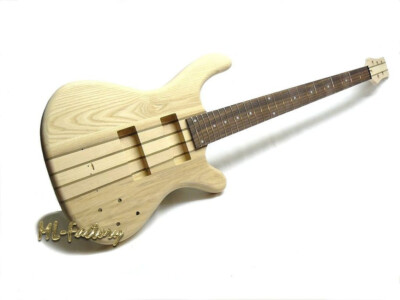 aktiver 5-Saiter E-Bass-Bausatz ML-Factory  Through Neck, Esche Body