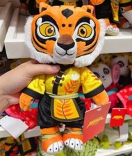 Muñecas de peluche oficiales de la película Kung Fu Panda Tigresa de Beijing Universal Studios