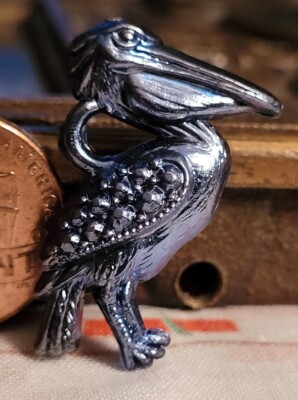 Vintage Eppy Purple chrome PELICAN gumball charm prize jewelry 