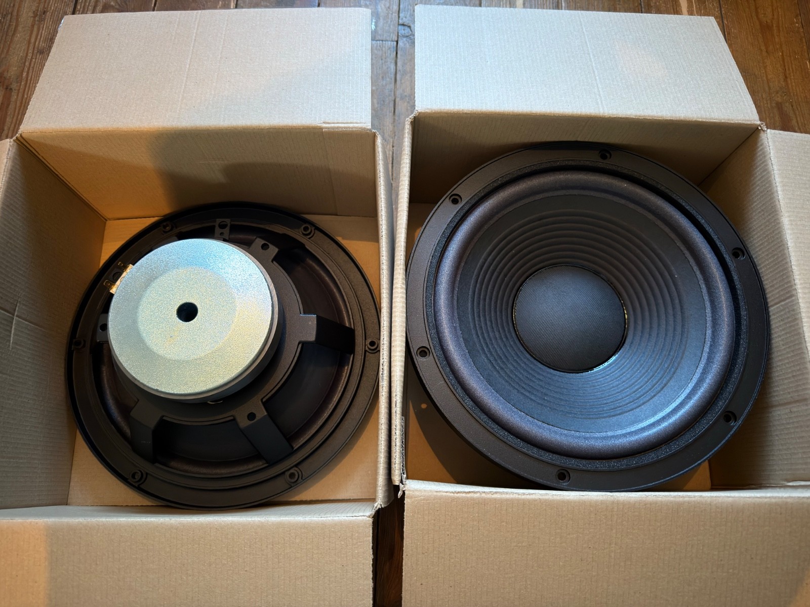 Audax PR240M0 transducteur basse médium 8 ohms pour enceinte hi-fi