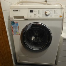 Miele Softtronic W 2241 Waschmaschine Frontla...