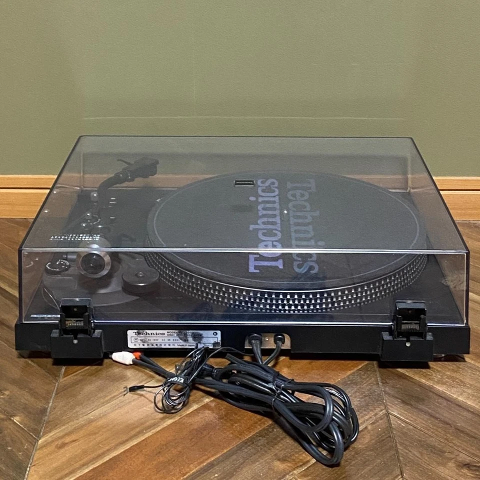 Technics SL-2000 Direct Drive Record Player Turntable Working - Image 4 of 4