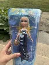 2025 Bratz FASHION PIXIEZ CLOE Fashion Doll READY TO SHIP Brand New
