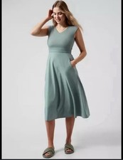 ATHLETA Ryder Midi Dress Minimalistic Gray Green Pockets Size Medium Petite