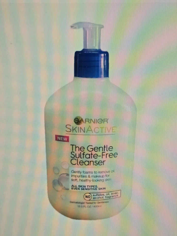 Garnier Skinactive The Gentle Limpiador Libre de Sulfatos Jabón Facial Espumoso 13.5 fl oz Foto 4 de 4