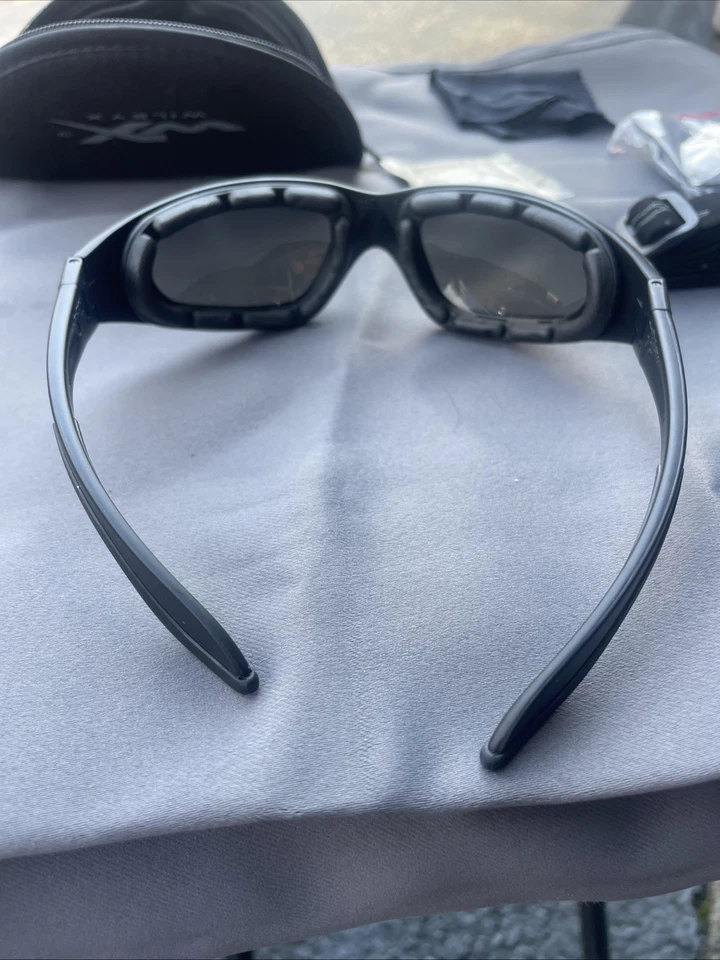 Gafas de seguridad Wiley X Z87-2 XL-1 negras con lentes adicionales y estuche Foto 4 de 4