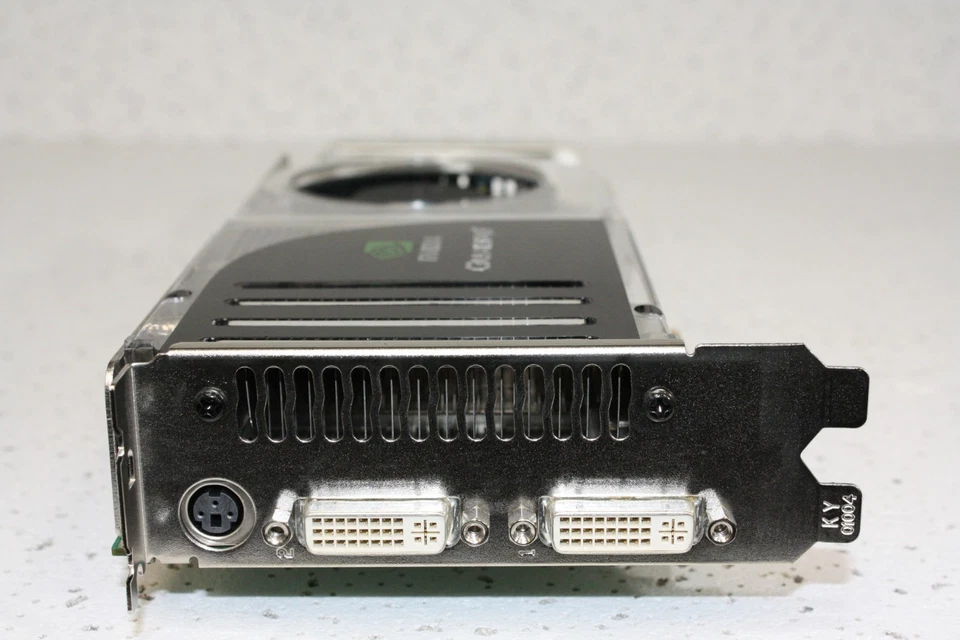 Dell NVIDIA Quadro 4600 DP/N 0JP111 Graphics Card PCI Express x16 Dual DVI - Image 4 of 4