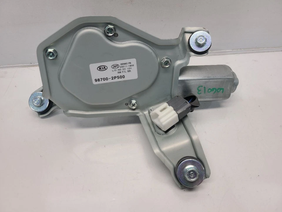 2014 Kia Sorento LX Rear Wiper Motor - Image 3 of 4