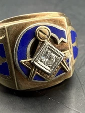 Vintage 10K Masonic Diamond & Blue Enamel Mens Ring  Size 9.5 / 7.4g