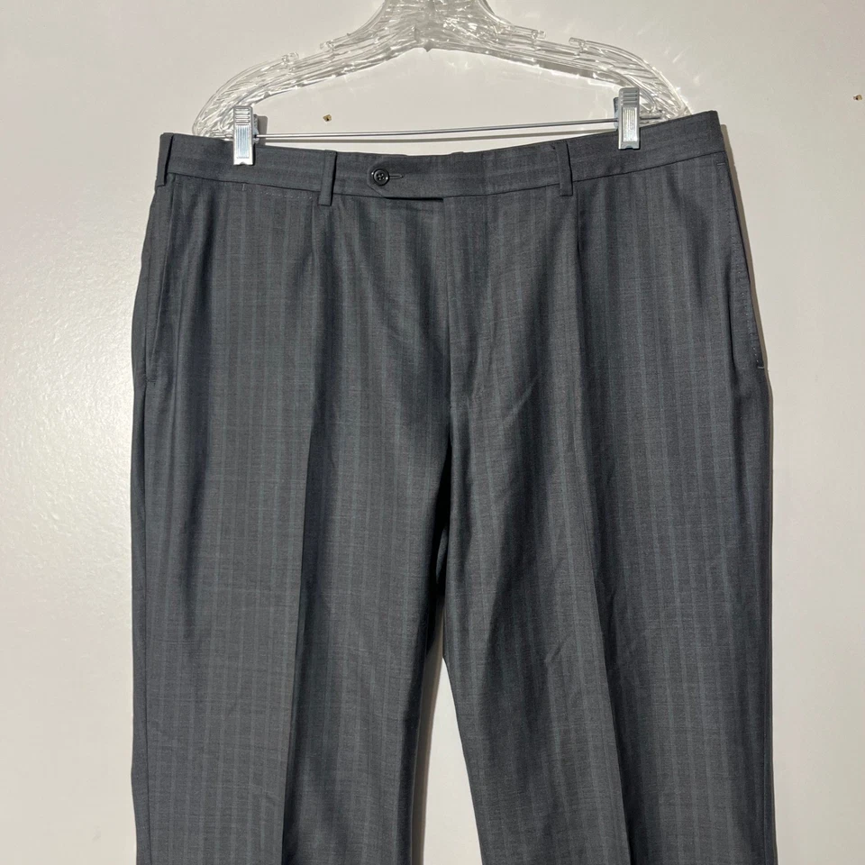 Pantalones de vestir Ermenegildo ZegnaFit Mila pierna gris a rayas para hombre talla 56L Foto 2 de 4